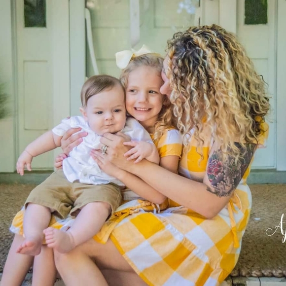 Meet your Posher, Sammie - Picture 2 of 8